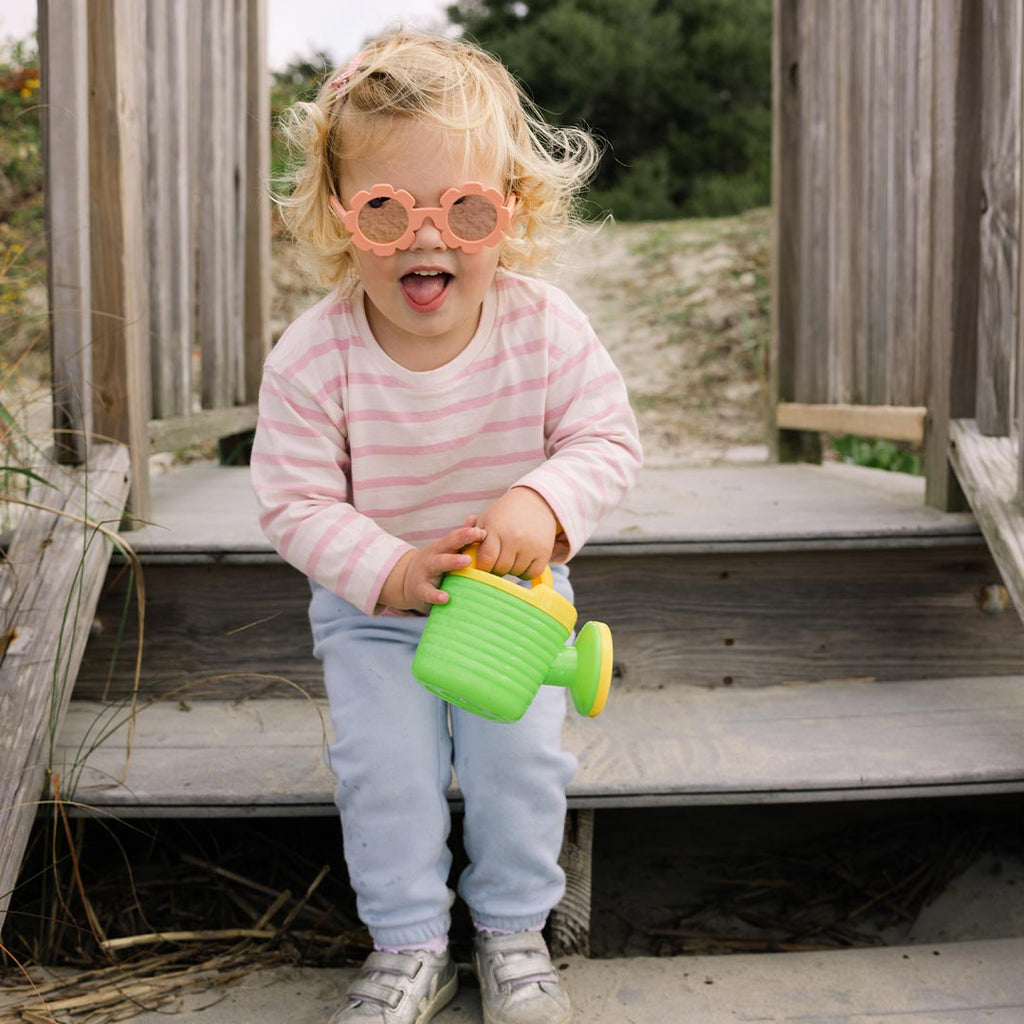 Babiators Polarised Flower Peachy Keen sunglasses outdoor lifestyle image
