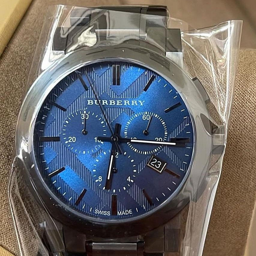 Burberry BU9365 watch in box display
