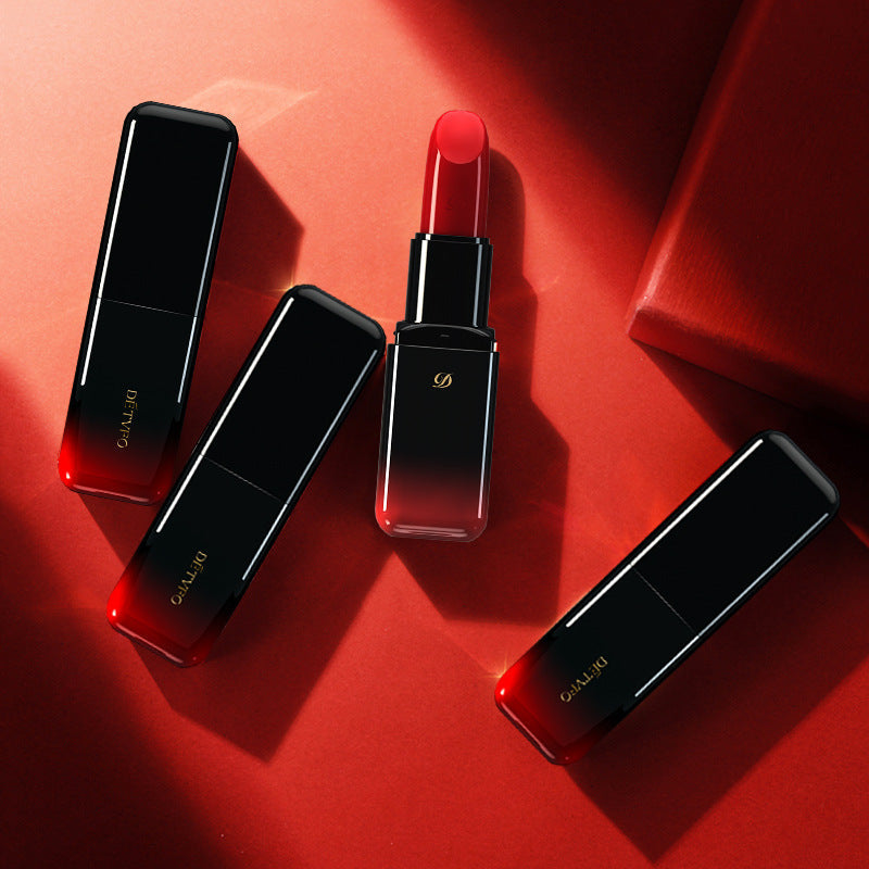 Kenike matte lipstick shade option close-up