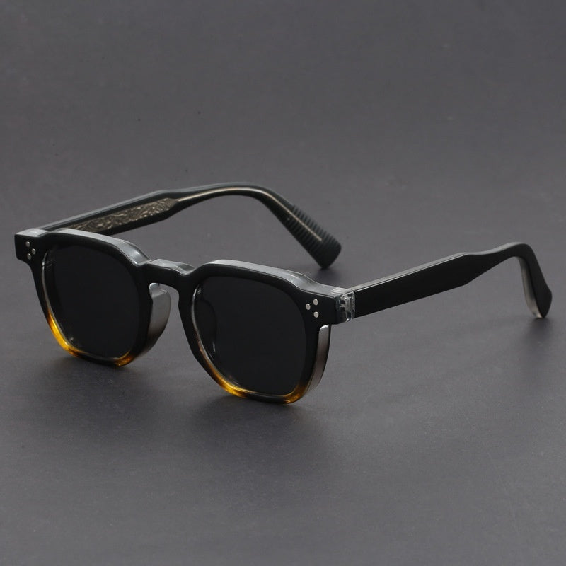 Kenike sand white dark green sunglasses variant