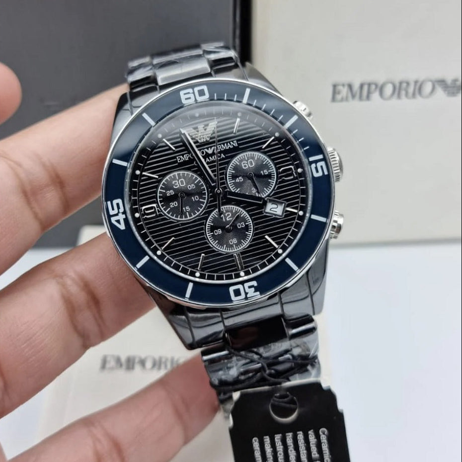 Emporio Armani AR1421 black dial close-up with black ceramic bracelet