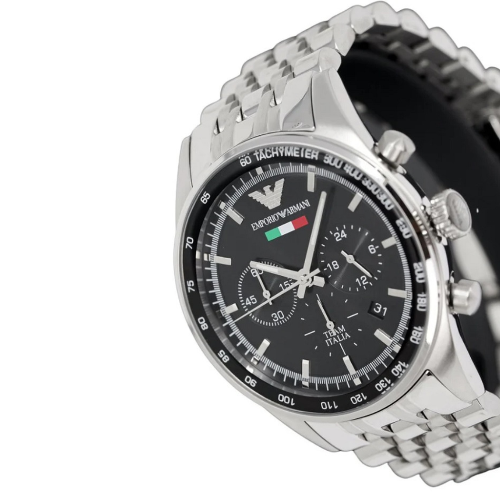 Emporio Armani AR5983 black dial close-up with silver strap