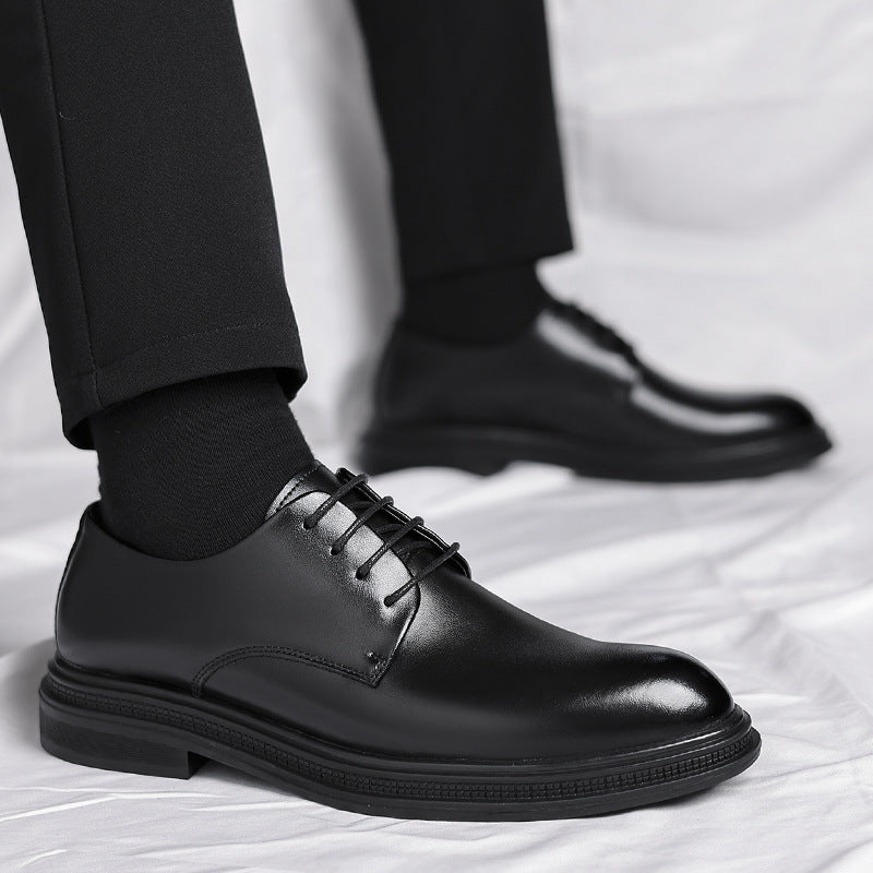 Kenike British commuter black leather shoes outsole detail