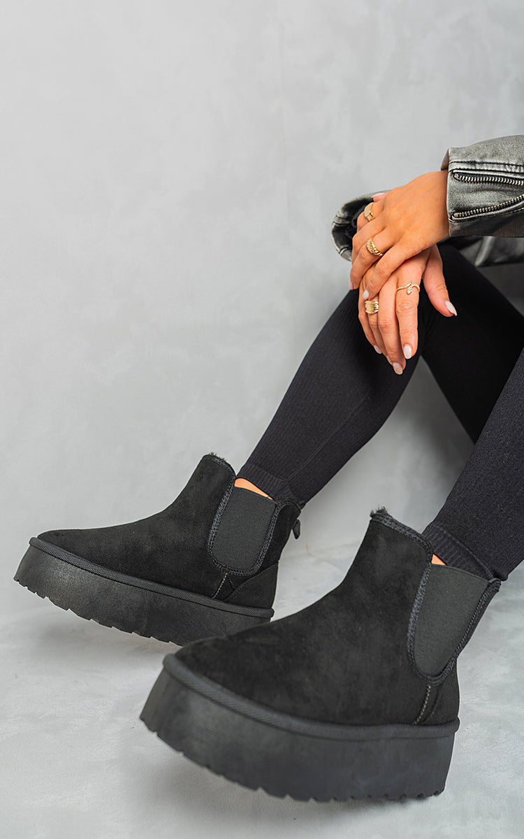 Kenike black faux fur lined platform Chelsea boots front view