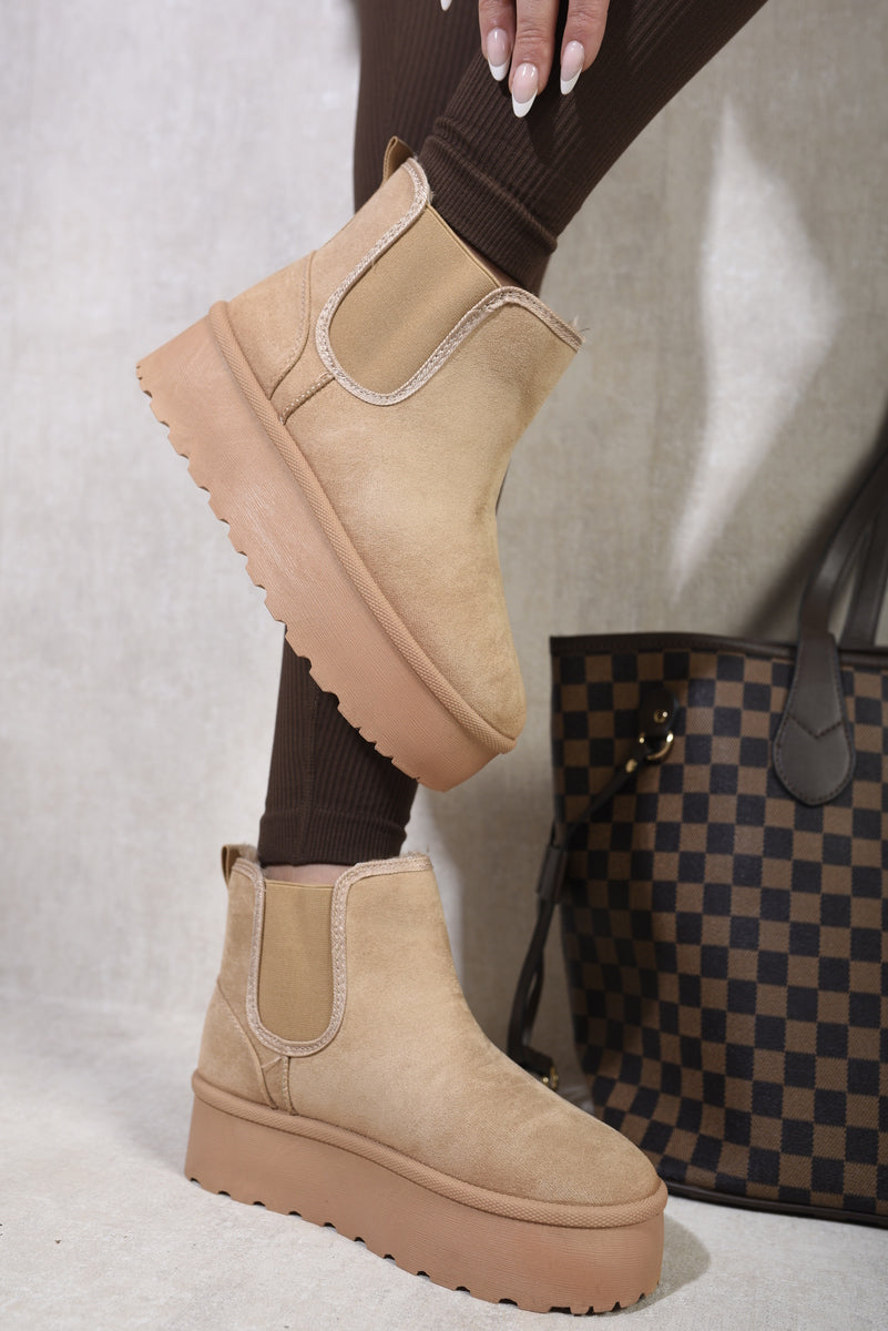 Kenike mocha faux fur lined platform Chelsea boots variant