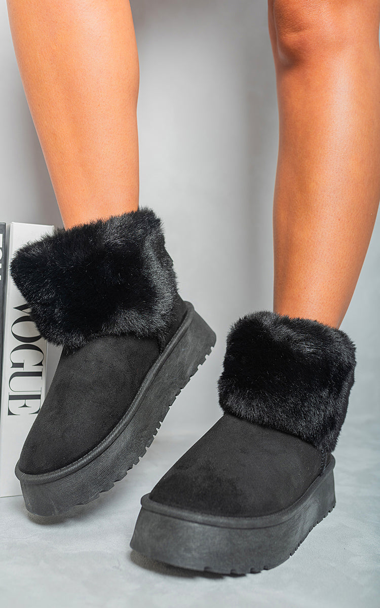 Kenike black fuzzy cuff slip-on snow boots front view