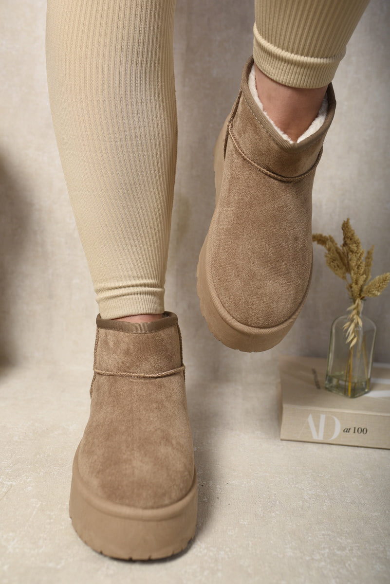 Kenike chestnut faux fur mini boots side profile