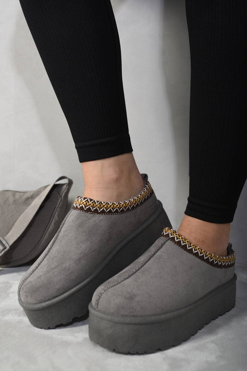Kenike platform slipper boots with Aztec trim side profile