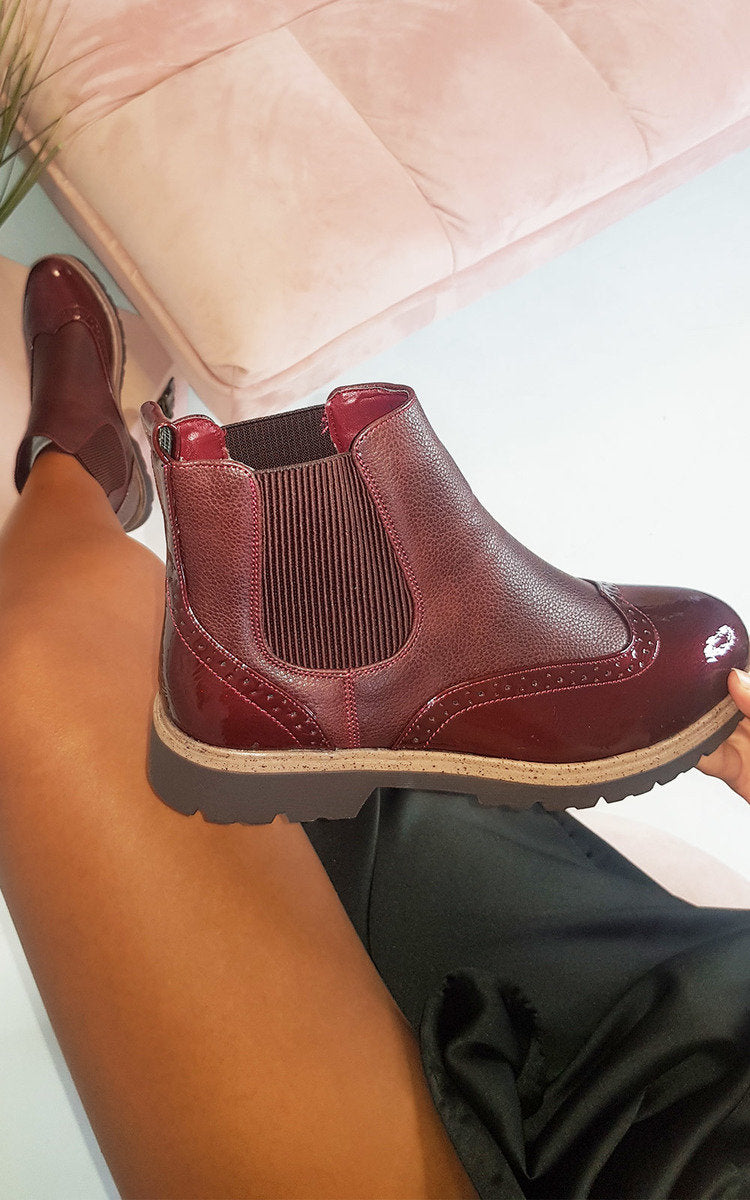 Kenike wine faux leather Chelsea boots brogue detail