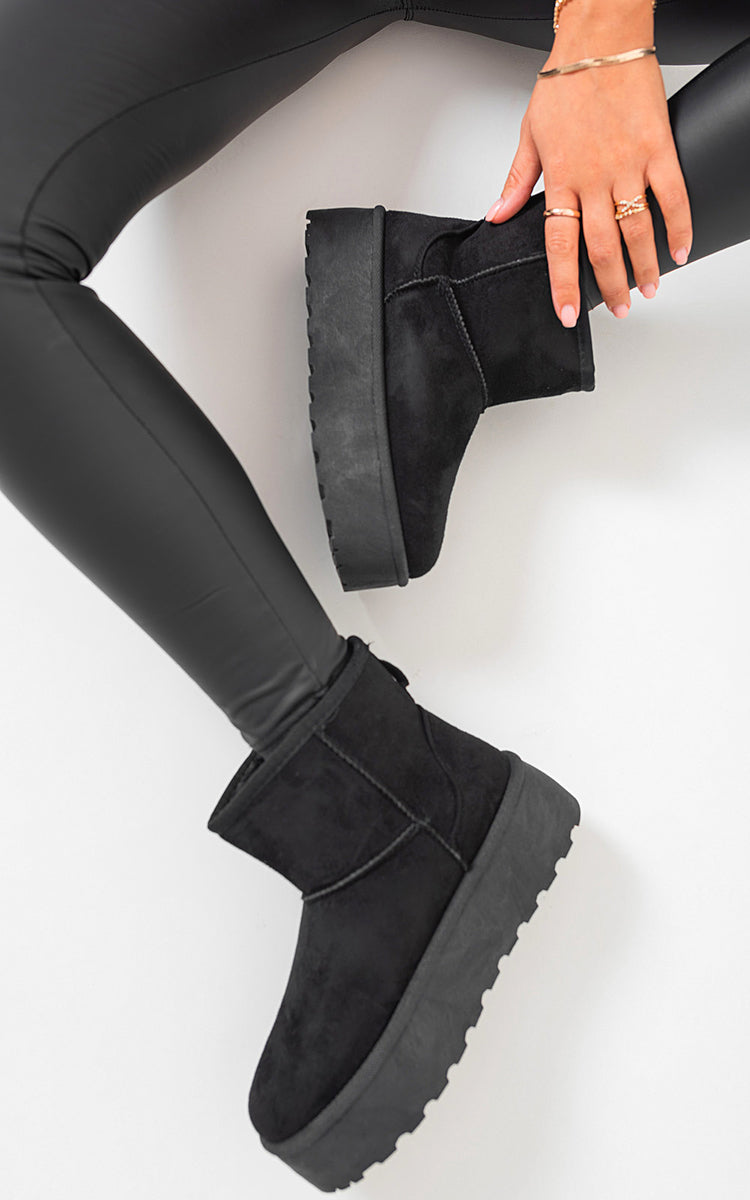 Kenike black thick heel platform boots front view