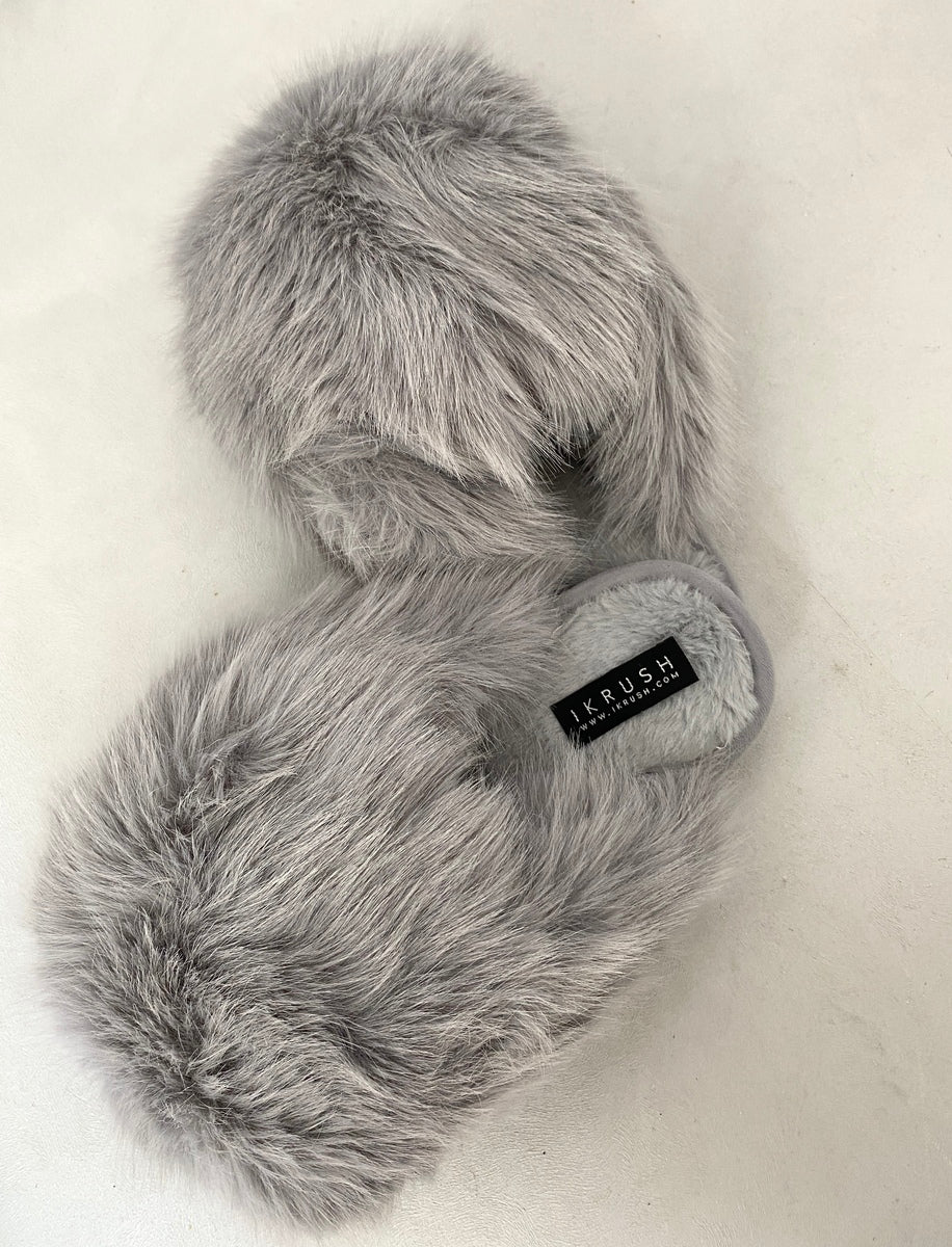 Kenike fluffy winter sandal sole view