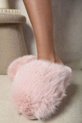 Kenike fluffy faux fur sandal texture detail