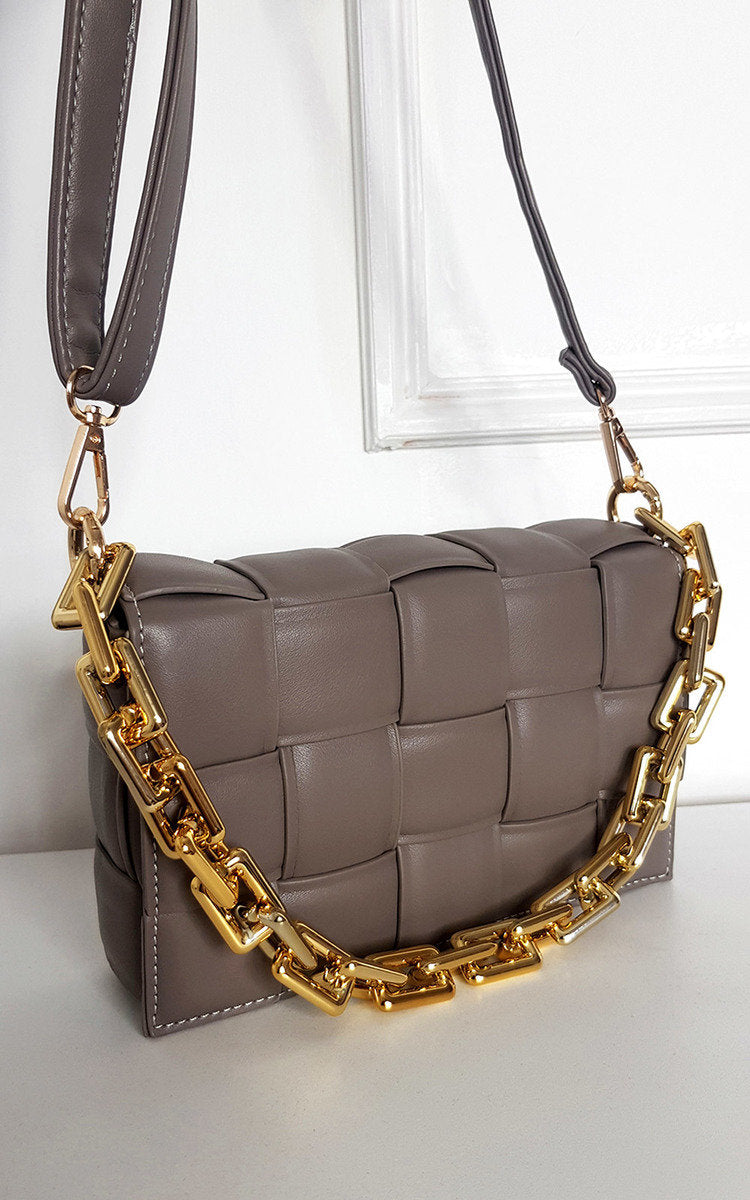 Kenike grey padded shoulder bag with chain detail front view