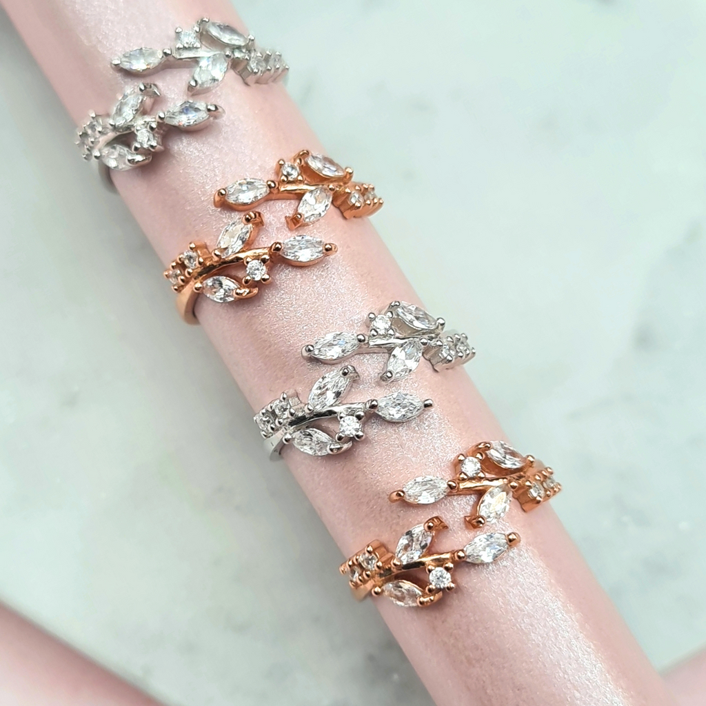 Adjustable leaf ring in rose gold social image