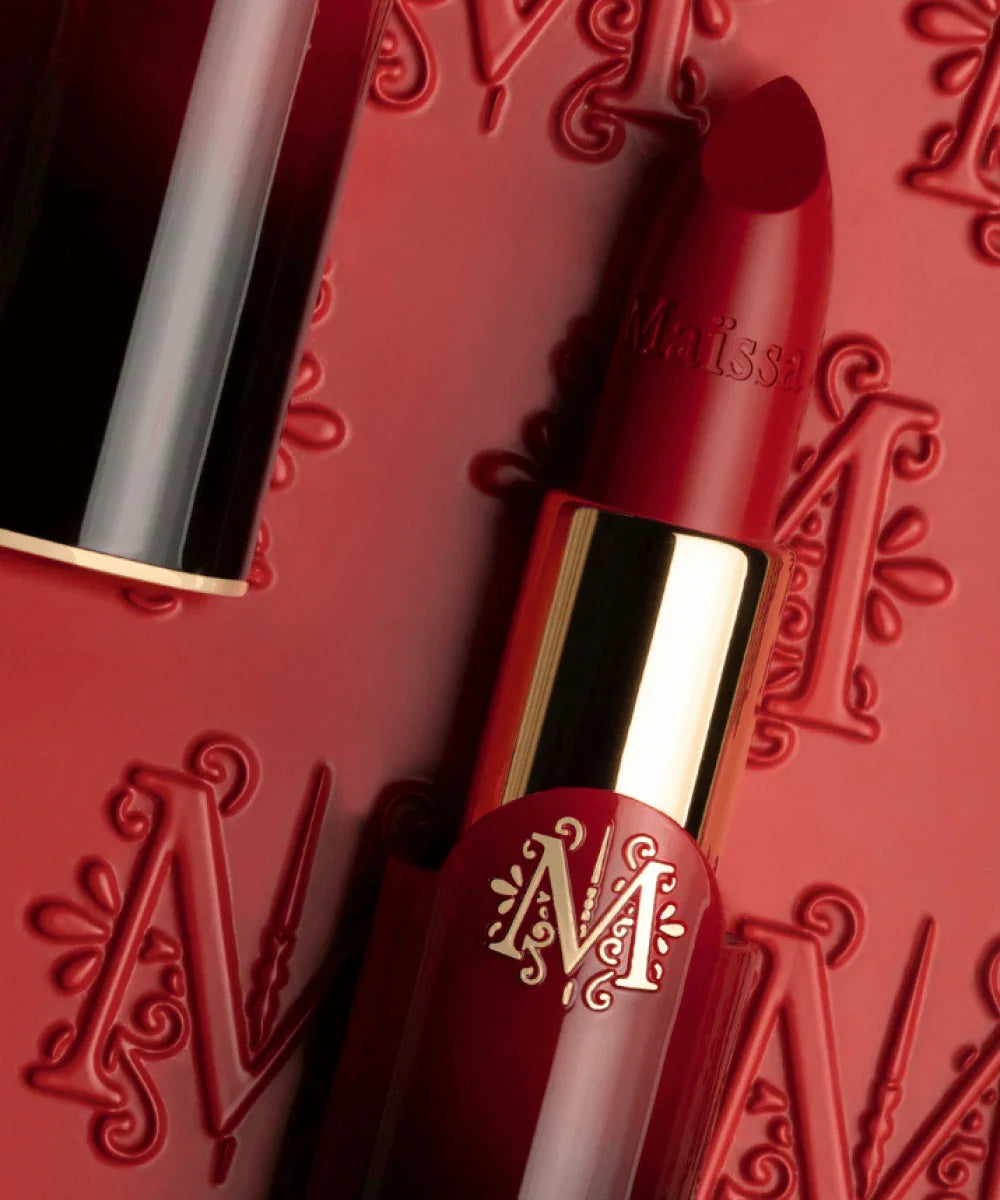 Maïssa Nuit de la Tentation luxury fragrance and red lipstick close-up