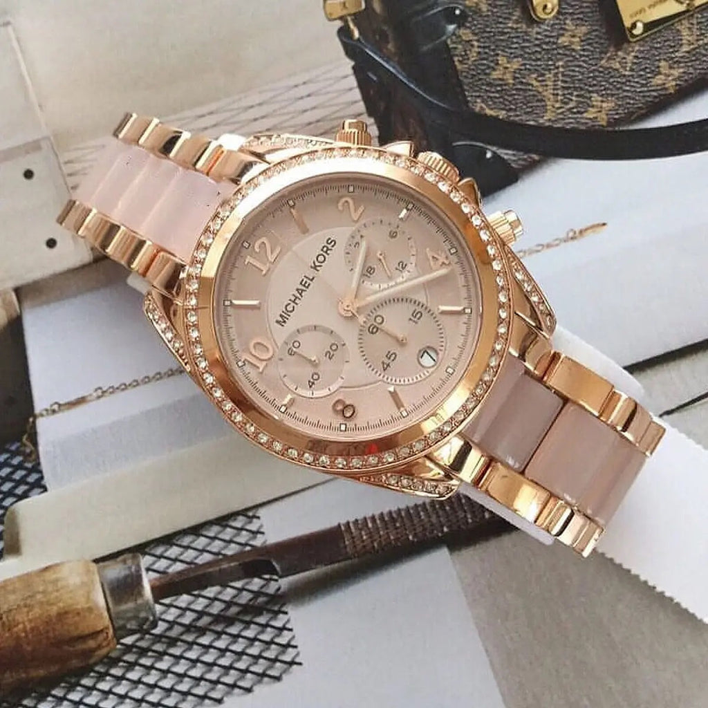 Michael Kors MK5943 women’s watch with rose gold strap and dial