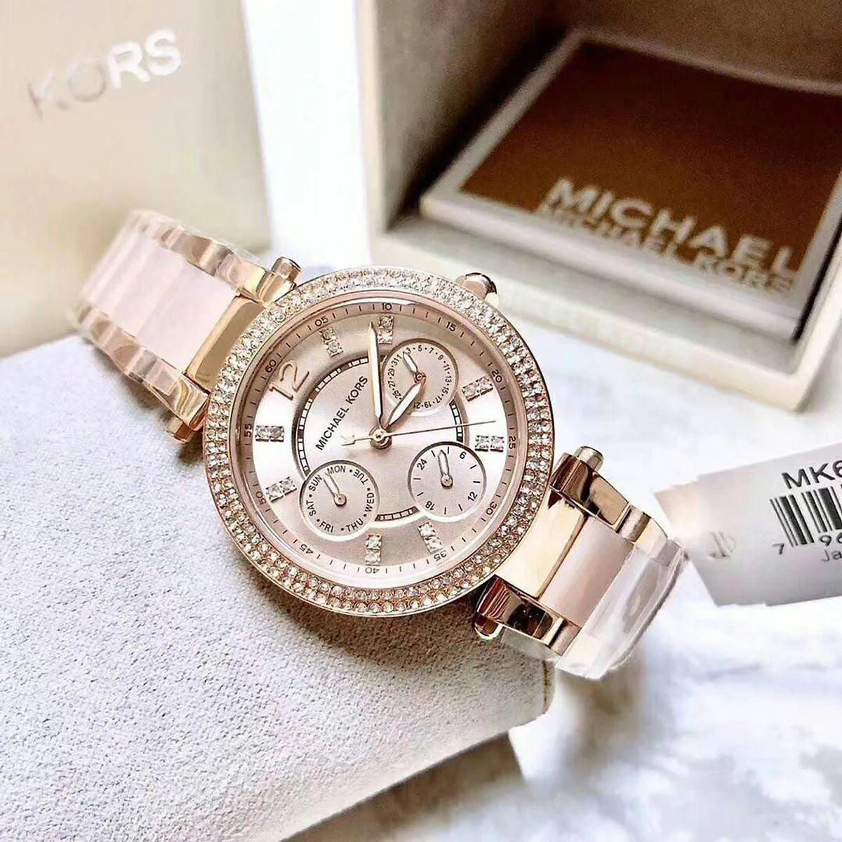 Michael Kors MK6110 women’s watch with rose gold strap and dial