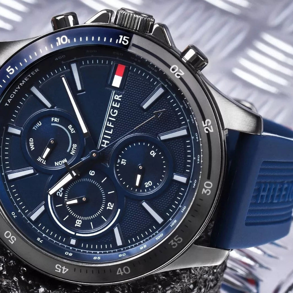 Tommy Hilfiger 1791721 Bank watch with blue silicone strap and blue dial