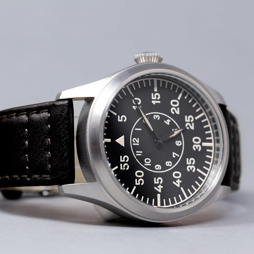 Rotate North Turbulence Cat.2 Aviator watch detail image