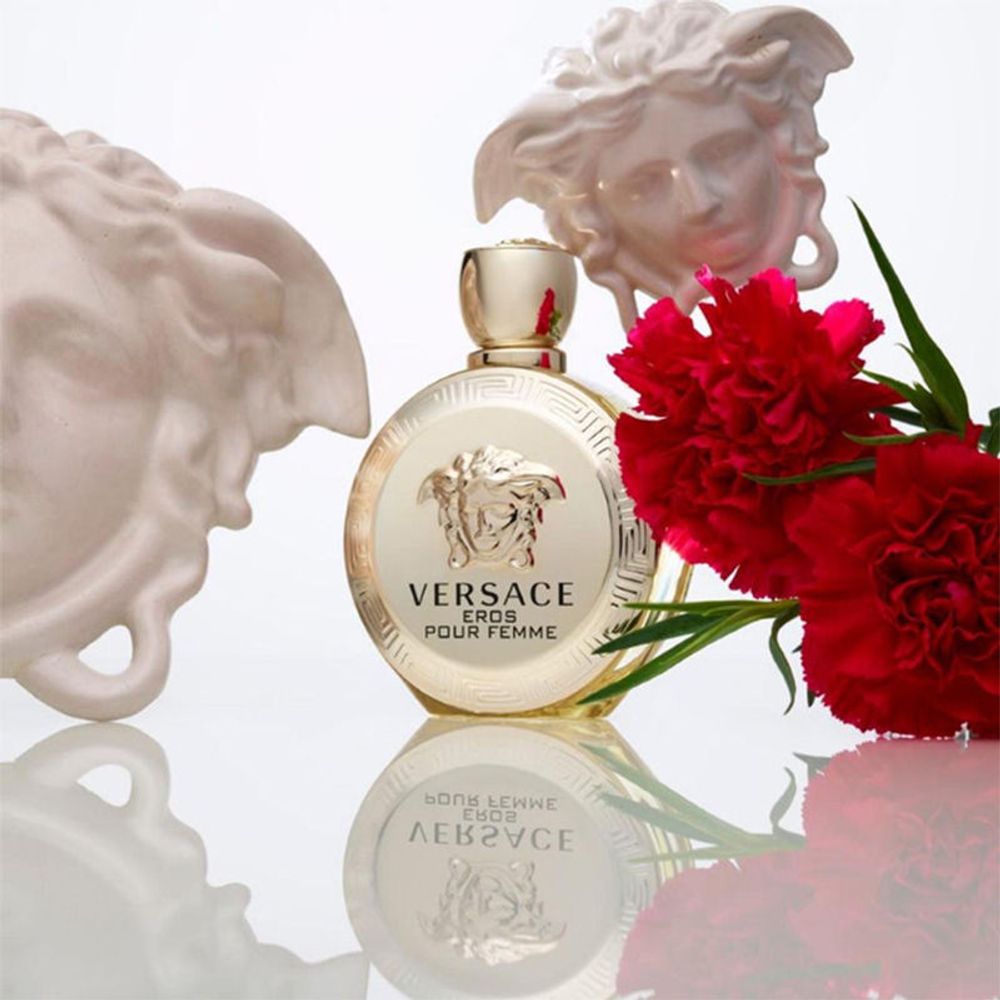 Versace Eros Pour Femme Eau de Toilette 100ml bottle and box product image